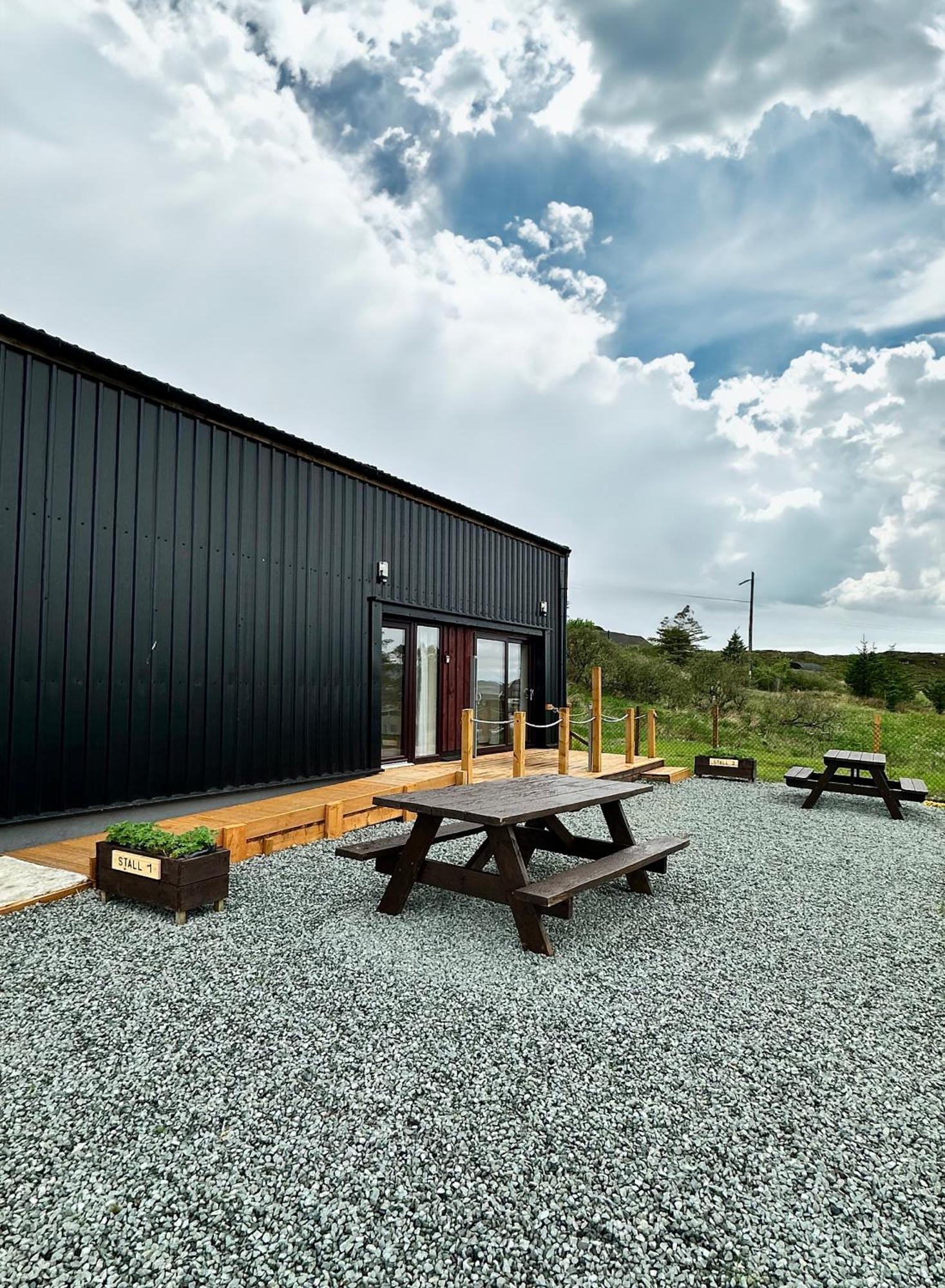 The Stalls, Glamping Units Glengrasco, Portree Apartment Borve  Ngoại thất bức ảnh